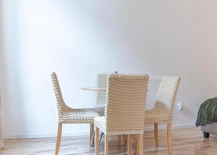 Charming 2br With Location In 公寓 *
